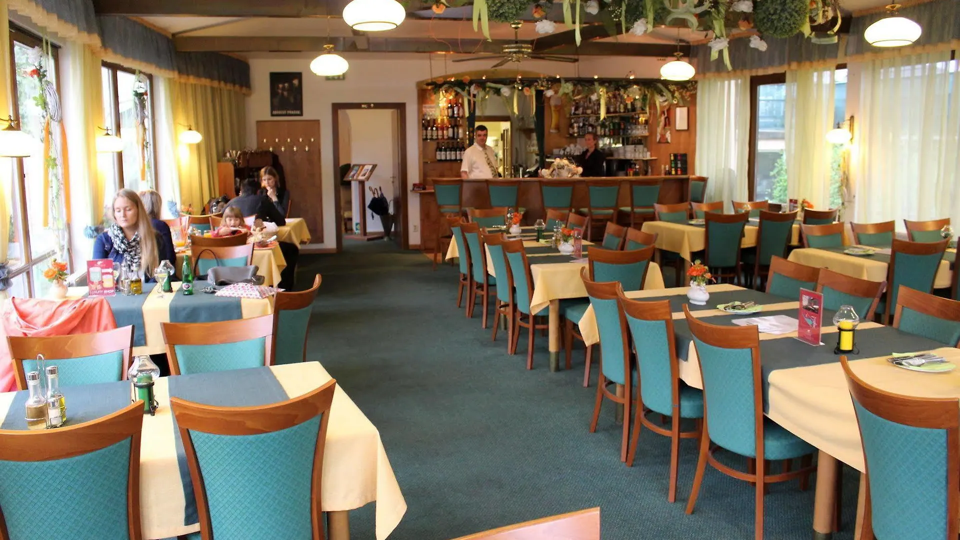 Hotel Ruze Karlovy Vary 4*,  Česká republika