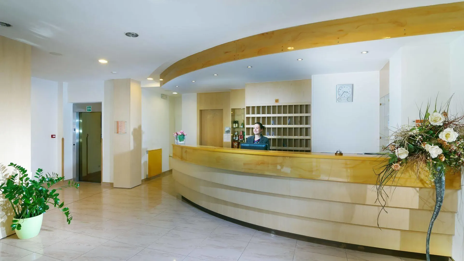 Hotel Ruze Karlovy Vary