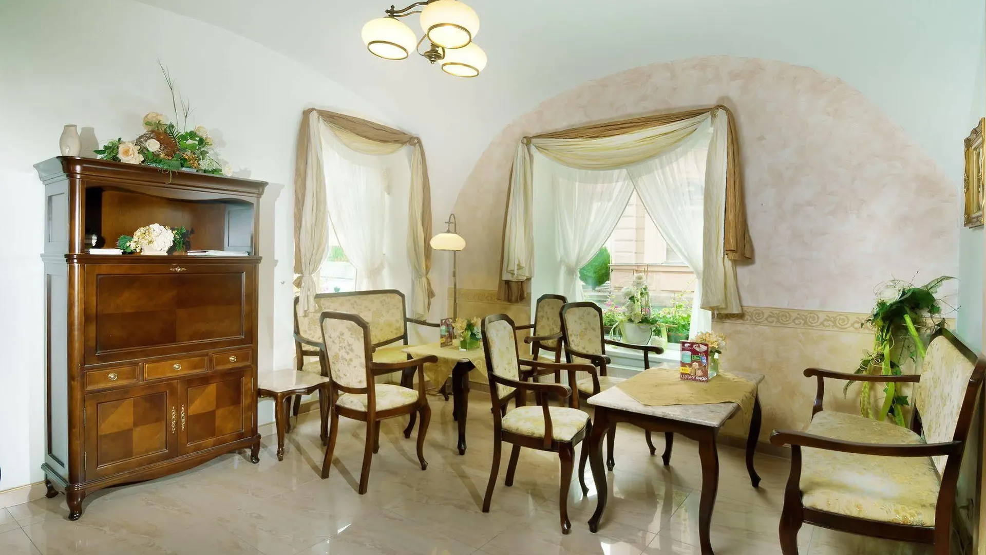 Hotel Ruze Karlovy Vary